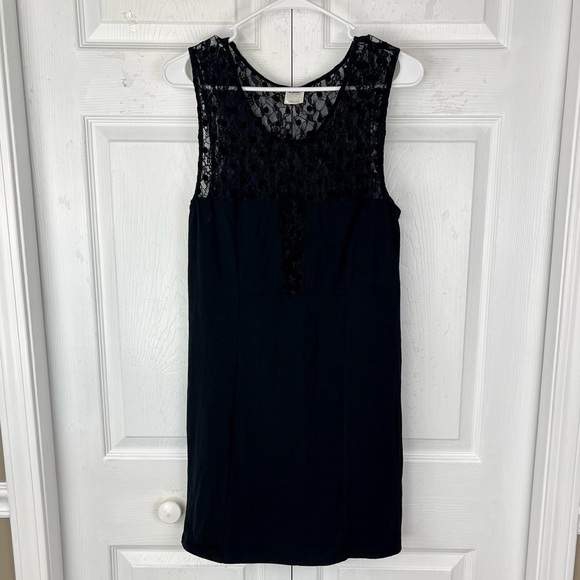 Intimately Free People Black Sleeveless Polka Dot Floral Lace Tunic - Picture 6 of 10